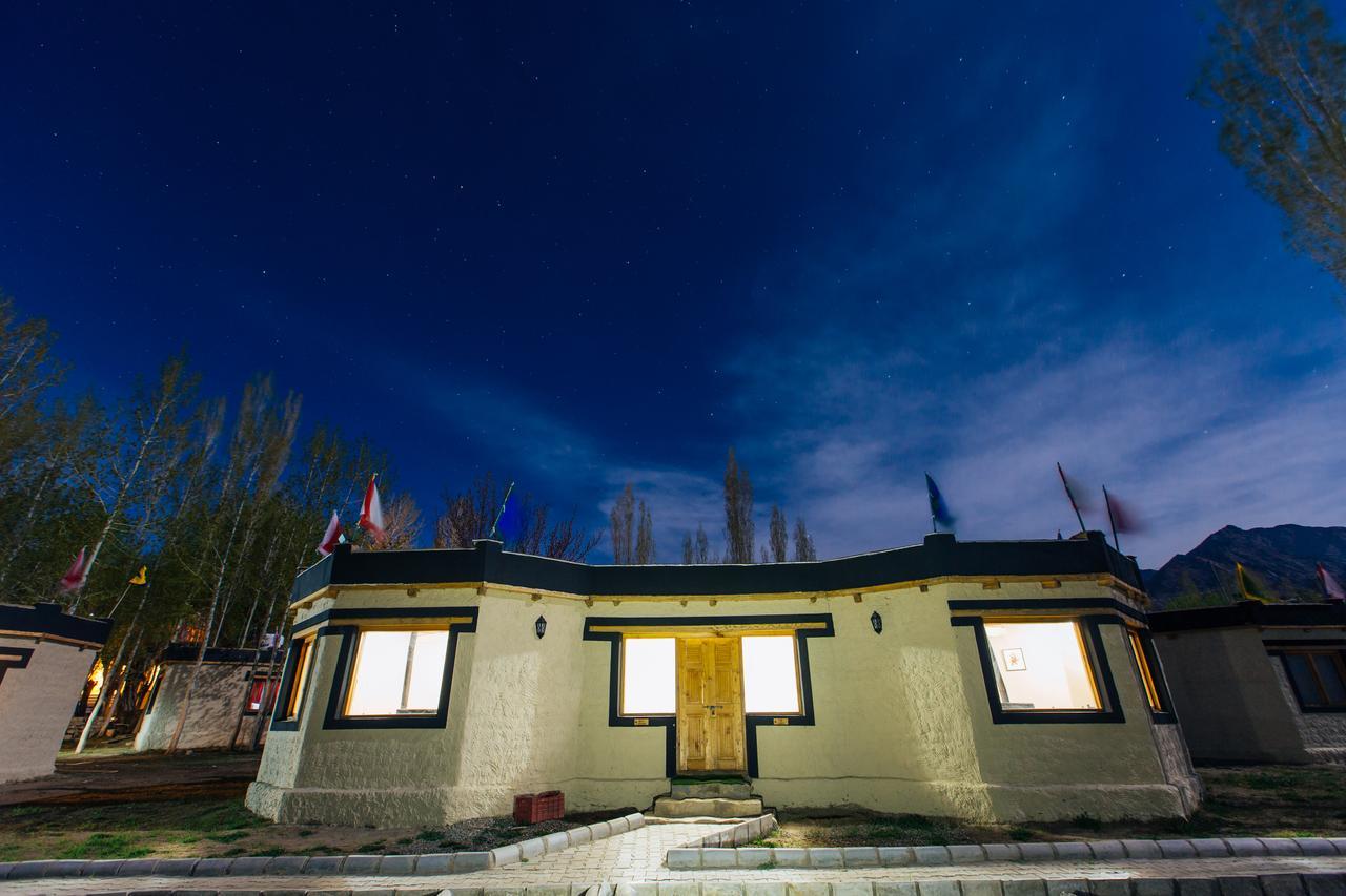 Ladakh Sarai Resort Leh Exterior photo