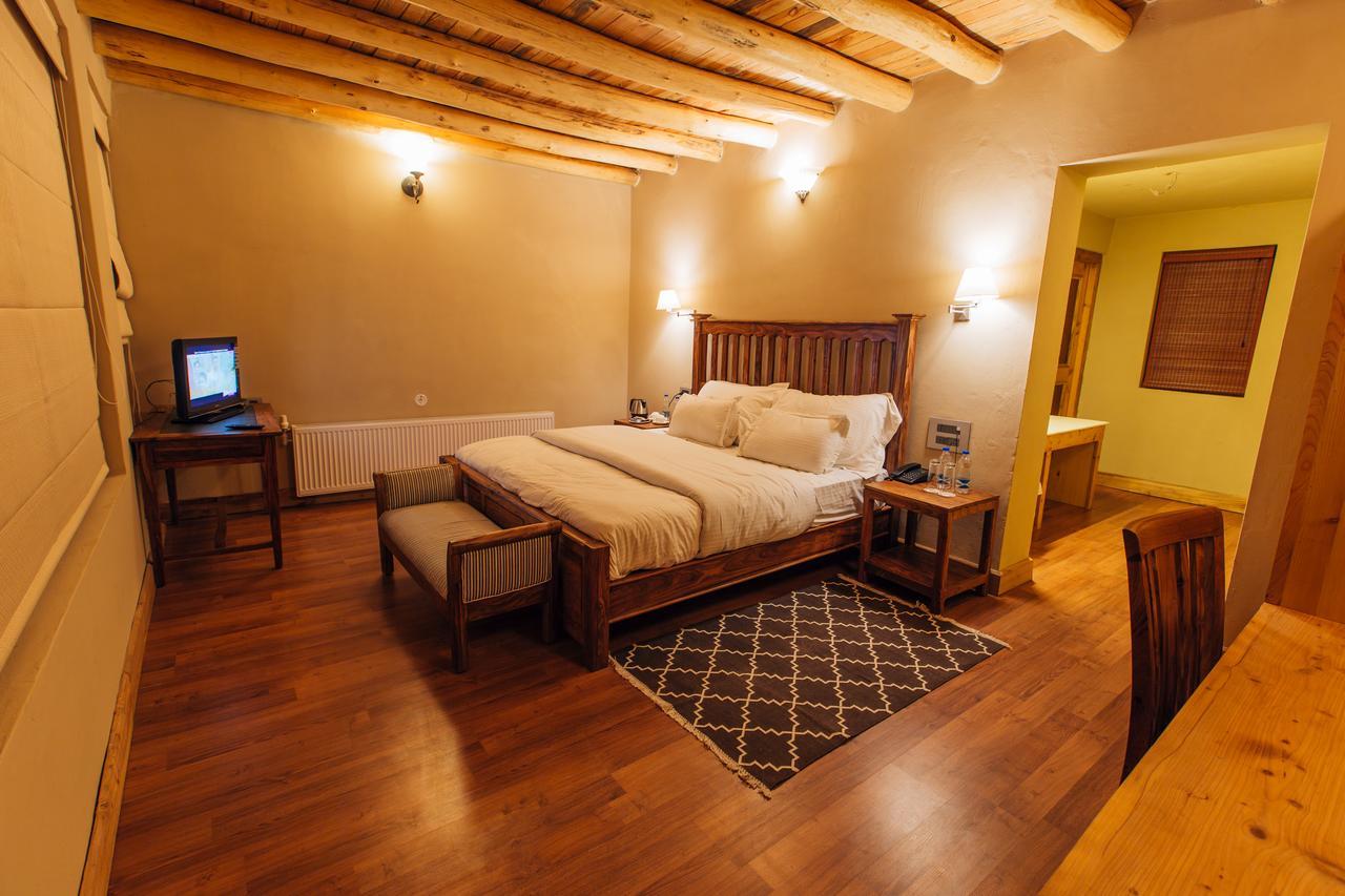 Ladakh Sarai Resort Leh Exterior photo