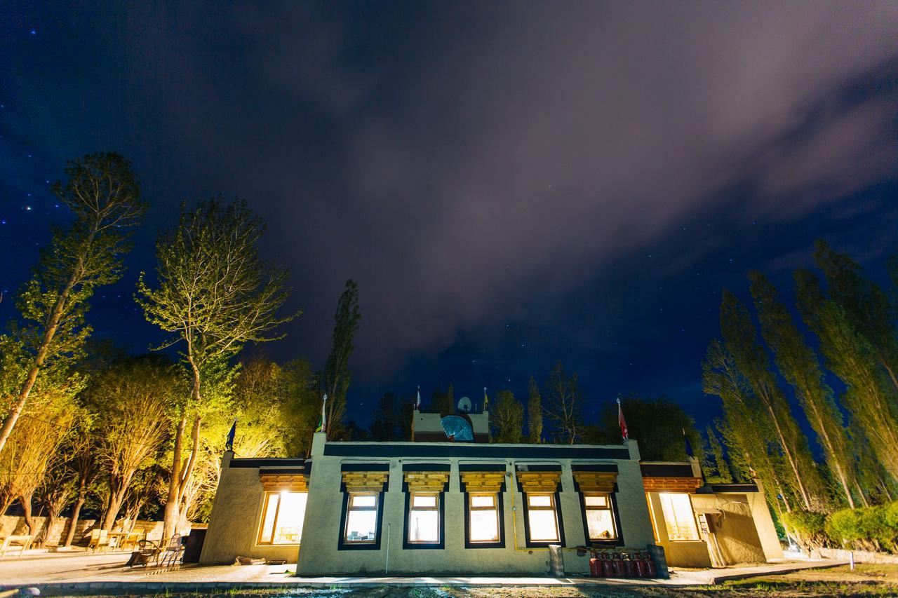 Ladakh Sarai Resort Leh Exterior photo
